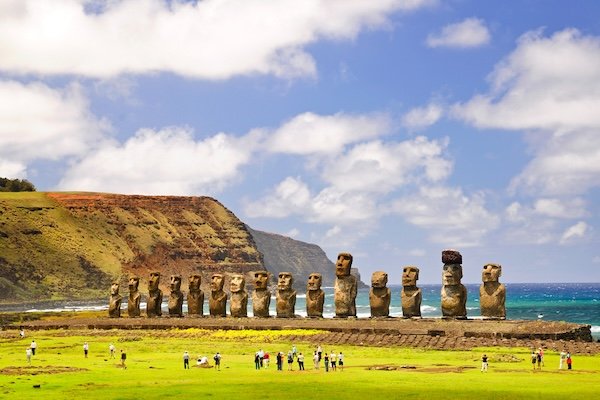 🌺✈️ ¡Vive la magia de Rapa Nui! 🌴✨