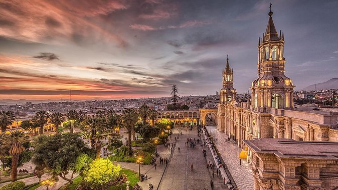🇵🇪✨ ¡Descubre la magia de Arequipa con Limarí Travel! ✨🇵🇪
